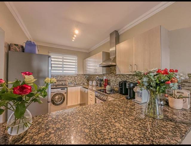2 BEDROOM PROPERTY TO RENT IN MORNINGSIDE